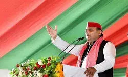 संविधान के रक्षकों और भक्षकों का युद्ध है लोकसभा चुनाव- अखिलेश संविधान के रक्षकों और भक्षकों का युद्ध है लोकसभा चुनाव- अखिलेश