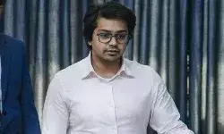 बुआ के आदेश को भतीजे ने स्वीकारा- बोले आकाश आपका आदेश सिर माथे पे बुआ के आदेश को भतीजे ने स्वीकारा- बोले आकाश आपका आदेश सिर माथे पे