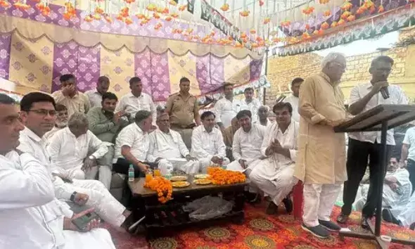 बसपा कैंडिडेट नामांकन वापस लेकर कांग्रेस के पाले में पहुंचे