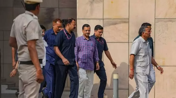 ED का तमाम विरोध धडाम- केजरीवाल को मिली अंतरिम जमानत ED का तमाम विरोध धडाम- केजरीवाल को मिली अंतरिम जमानत