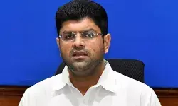 BJP सरकार गिराने चले जजपा अध्यक्ष पर संकट- हाथ से पार्टी जाने के आसार BJP सरकार गिराने चले जजपा अध्यक्ष पर संकट- हाथ से पार्टी जाने के आसार