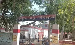 चलती कार में दुष्कर्म- थाने पहुंची किशोरी की हालत उड़े पुलिस के होश चलती कार में दुष्कर्म- थाने पहुंची किशोरी की हालत उड़े पुलिस के होश