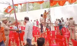 आंधी ने उड़ाया BJP प्रत्याशी का डेरा तंबू- पुलिस को थामने पड़े तंबू आंधी ने उड़ाया BJP प्रत्याशी का डेरा तंबू- पुलिस को थामने पड़े तंबू
