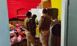फिर दिनदहाड़े चोरी- पुलिस की सुस्ती से चोरों की मस्ती- पब्लिक पर..... फिर दिनदहाड़े चोरी- पुलिस की सुस्ती से चोरों की मस्ती- पब्लिक पर.....