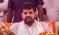 बृजभूषण शरण ने बेटे की जीत के लिए मुस्लिमों पर डाले डोरे- बोले....