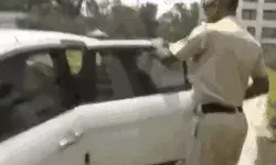 जांच पड़ताल के लिए स्वाति मालीवाल के घर पहुंची दिल्ली पुलिस