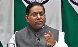 हिंसा में तीन पाकिस्तानी छात्रों की हत्या- भारतीयों को घर से बाहर...