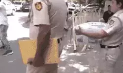 केजरीवाल का घर खंगालने पहुंची पुलिस ने यह सामान लिया कब्जे में केजरीवाल का घर खंगालने पहुंची पुलिस ने यह सामान लिया कब्जे में