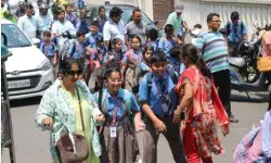 DM का फरमान 25 मई तक खोले स्कूल तो होगी कड़ी कार्यवाही DM का फरमान 25 मई तक खोले स्कूल तो होगी कड़ी कार्यवाही