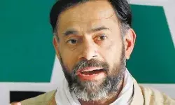 प्रशांत के बाद अब योगेंद्र यादव की बड़ी चुनावी भविष्यवाणी- कांग्रेस... प्रशांत के बाद अब योगेंद्र यादव की बड़ी चुनावी भविष्यवाणी- कांग्रेस...