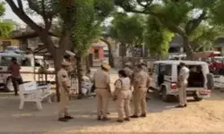 लॉकअप सुसाइड में पूरा थाना एक ही झटके में लाइन हाजिर- मचा हड़कंप लॉकअप सुसाइड में पूरा थाना एक ही झटके में लाइन हाजिर- मचा हड़कंप