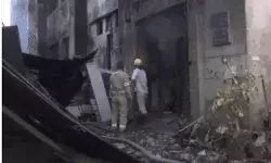 कपड़ा फैक्ट्री में लगी आग से मचा हड़कंप- फायर ब्रिगेड की दो दर्जन... कपड़ा फैक्ट्री में लगी आग से मचा हड़कंप- फायर ब्रिगेड की दो दर्जन...