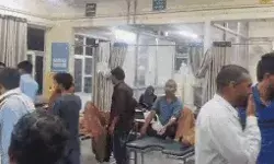 शादी समारोह में टूटा फूड प्वाइजनिंग का कहर- बीमारों से भरा अस्पताल