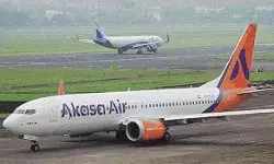 दो फ्लाइटों में बम की वार्निंग- अहमदाबाद डाइवर्ट की गई फ्लाइट