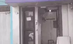 बदमाशों का सरकारी पैसे पर धावा- नगदी भरा एटीएम ले गए उखाड़कर बदमाशों का सरकारी पैसे पर धावा- नगदी भरा एटीएम ले गए उखाड़कर