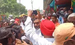 मतगणना स्थल के बाहर भिड़े भाजपाई सपाई- सपा कार्यकर्ता का सिर फटा