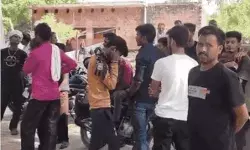चाकू से गला काटकर बच्चे का मर्डर- शव बोरी भर भूसे में दबाया चाकू से गला काटकर बच्चे का मर्डर- शव बोरी भर भूसे में दबाया