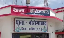 टायर ब्लास्ट होते ही अनियंत्रित हुई कमांडर सड़क पर पलटी- एक की मौत टायर ब्लास्ट होते ही अनियंत्रित हुई कमांडर सड़क पर पलटी- एक की मौत