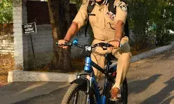 साईकिल पर सवार हुए ADGP ने पब्लिक को दिया यह बड़ा संदेश- बोले.... साईकिल पर सवार हुए ADGP ने पब्लिक को दिया यह बड़ा संदेश- बोले....