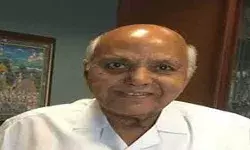 कड़ी मेहनत और लगन से रामोजी राव ने बनायी दुनिया की सबसे बड़ी फिल्म सिटी कड़ी मेहनत और लगन से रामोजी राव ने बनायी दुनिया की सबसे बड़ी फिल्म सिटी