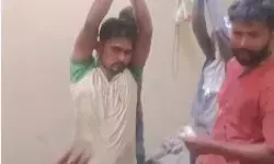 लेनदेन के विवाद में पीड़ित को तालिबानी सजा- जानवर की तरह बांधकर की...