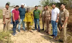 कस्टडी में लिया बदमाश पुलिस पर फायरिंग करके भागा- मुठभेड़ में अरेस्ट कस्टडी में लिया बदमाश पुलिस पर फायरिंग करके भागा- मुठभेड़ में अरेस्ट