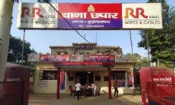 जूस पीने के लिए बस से उतरे तीन भाइयों को बेलगाम टाटा मैजिक ने रौंदा जूस पीने के लिए बस से उतरे तीन भाइयों को बेलगाम टाटा मैजिक ने रौंदा