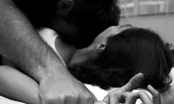 होटल में छात्रा से हैवानियत- लड़के को बुलाकर टीचर करती थी सेक्स