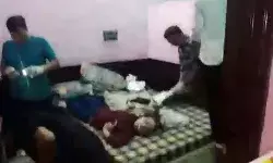 ओयो होटल में रुके कपल को खिड़की से झांककर देख मैनेजर के उड़े होश ओयो होटल में रुके कपल को खिड़की से झांककर देख मैनेजर के उड़े होश