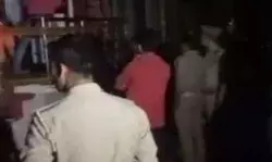 मेकअप कर रही दुल्हन का पार्लर में कत्ल- सिरफिरे ने मारी गोली- इलाके..