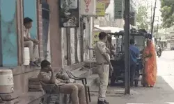 उपद्रव के चौथे दिन शांति- घरों से निकले दो ट्रैक्टर ट्रॉली पत्थर.... उपद्रव के चौथे दिन शांति- घरों से निकले दो ट्रैक्टर ट्रॉली पत्थर....