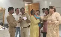 हथियारों की नोंक पर किन्नरों के घर में लूट- ले गए लाखों की नगदी सोने.. हथियारों की नोंक पर किन्नरों के घर में लूट- ले गए लाखों की नगदी सोने..