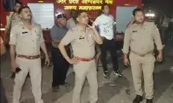 बैंक में लगी आग- दरवाजा तोड़कर भीतर घुसे फायर कर्मियों ने..