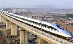 सरकार का संसद में ऐलान- पूरे देश में बुलेट ट्रेन चलाने का प्लान सरकार का संसद में ऐलान- पूरे देश में बुलेट ट्रेन चलाने का प्लान