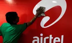 एयरटेल ने लगाया ग्राहकों को रगड़ा- प्रीपेड प्लान 600 रुपए तक किए महंगे एयरटेल ने लगाया ग्राहकों को रगड़ा- प्रीपेड प्लान 600 रुपए तक किए महंगे