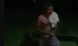 ओवर रेटिंग का विरोध कर रहे युवक की सेल्समैन ने की जमकर ठुकाई ओवर रेटिंग का विरोध कर रहे युवक की सेल्समैन ने की जमकर ठुकाई