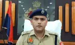 बाईस दिन में ही छीनी कुर्सी- कप्तान ने कोतवाल को किया लाइन हाजिर बाईस दिन में ही छीनी कुर्सी- कप्तान ने कोतवाल को किया लाइन हाजिर