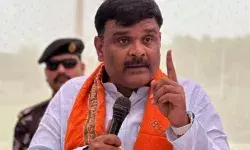 हारे BJP सांसद बोले- पेपर लीक UP में बीजेपी की हार का बड़ा कारण हारे BJP सांसद बोले- पेपर लीक UP में बीजेपी की हार का बड़ा कारण