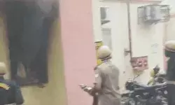 डिस्ट्रिक्ट हॉस्पिटल के ट्रामा सेंटर में लगी आग- आनन फानन में भर्ती...