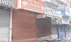 बदमाशों की दहशत से बाजार बंद- मेडिकल स्टोर, पेट्रोल पंप, कोचिंग....