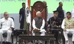 कांग्रेस छोड़ने के इनाम में मिला मंत्री पद- दो दो मर्तबा ग्रहण की शपथ