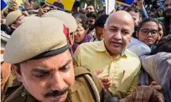 सिसोदिया की जमानत याचिका पर सुनवाई से जज ने खुद को किया अलग