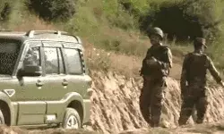 आतंकियों के हमले में सेना के कैप्टन समेत चार जवान शहीद- पुलिस कर्मी... आतंकियों के हमले में सेना के कैप्टन समेत चार जवान शहीद- पुलिस कर्मी...