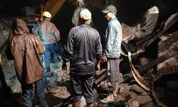 भारी बारिश से मकान पर गिरे मलबे में दबकर एक की मौत- एक जख्मी