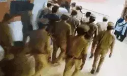 पुलिस एवं हॉस्पिटल डायरेक्टर का टकराव- SP व ASP के बाद अब इंस्पेक्टर.. पुलिस एवं हॉस्पिटल डायरेक्टर का टकराव- SP व ASP के बाद अब इंस्पेक्टर..