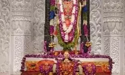 पुजारियों के लिए लागू हुआ ड्रेस कोड- पहननी होगी सफेद धोती एवं पीली... पुजारियों के लिए लागू हुआ ड्रेस कोड- पहननी होगी सफेद धोती एवं पीली...