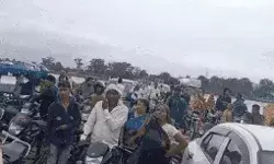 बारिश का कहर जारी- हाईवे तक पहुंचा पानी- आवागमन को किया गया बंद बारिश का कहर जारी- हाईवे तक पहुंचा पानी- आवागमन को किया गया बंद