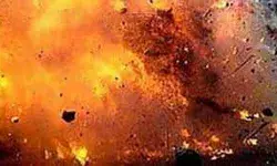विस्फोट में दो लोगों की मौत, इतने लोग घायल- मची अफरा तफरी विस्फोट में दो लोगों की मौत, इतने लोग घायल- मची अफरा तफरी