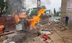 रैपिड ट्रेन निर्माण में लगे जनरेटर में लगी आग- कर्मचारियों में मची.... रैपिड ट्रेन निर्माण में लगे जनरेटर में लगी आग- कर्मचारियों में मची....