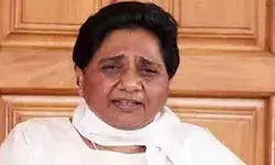 मायावती बजट पर मायूस: पुराने ढर्रे पर मुट्ठी भर धन्नासेठों को छोड़कर... मायावती बजट पर मायूस: पुराने ढर्रे पर मुट्ठी भर धन्नासेठों को छोड़कर...